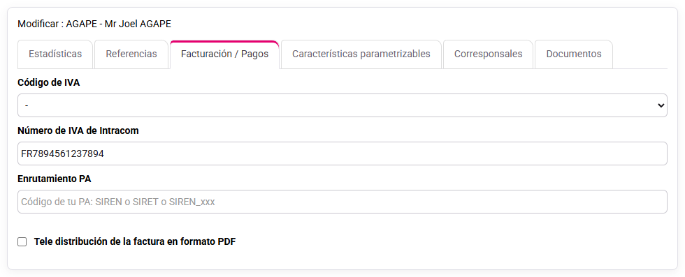 Ficha con identificadores fiscales y campos de enrutamiento PA del cliente